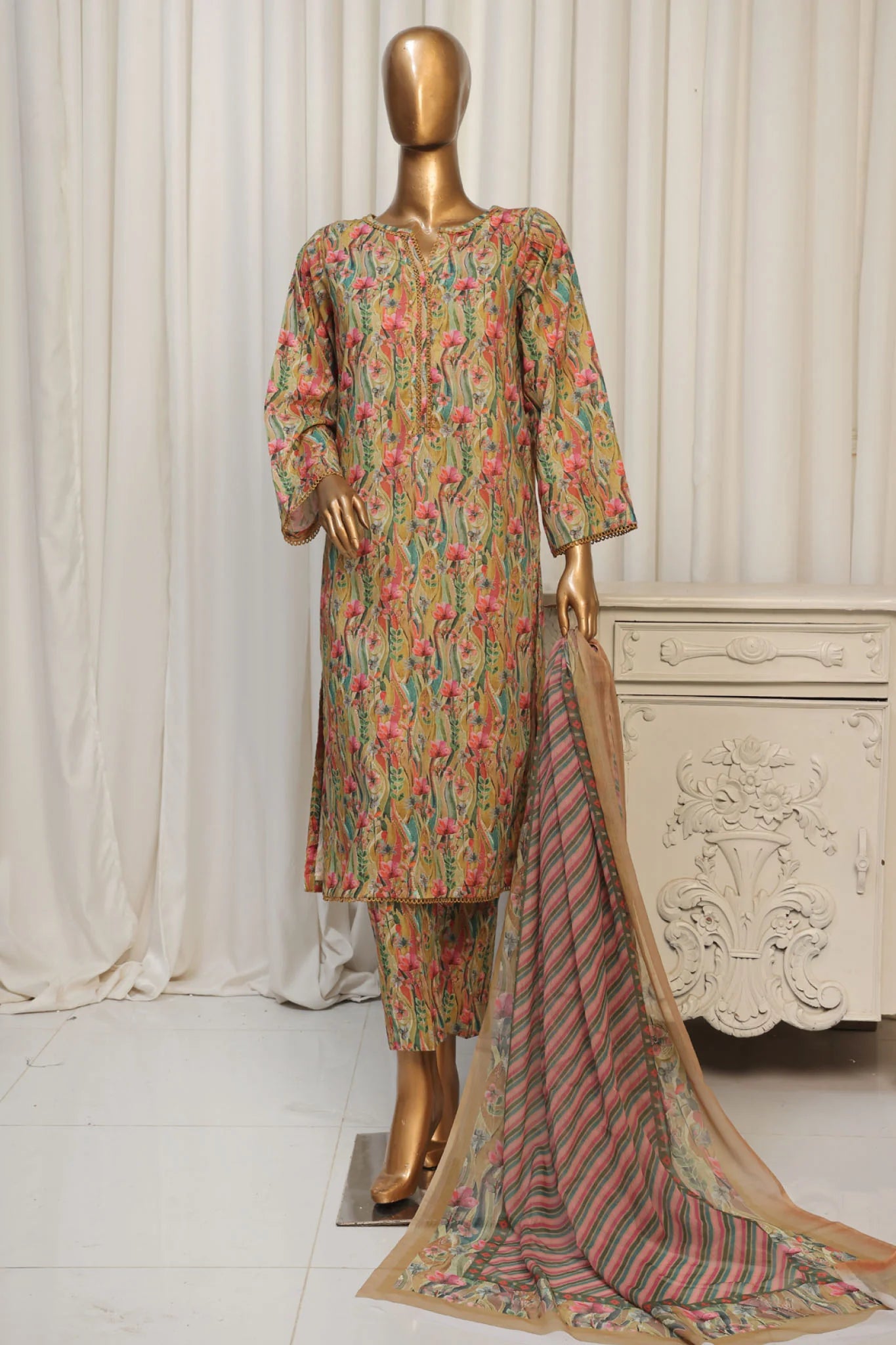 Bin Saeed Printed Lawn Stitched 3 Piece Suit